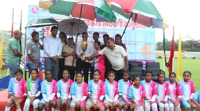 রাজশাহীতে জেএফএ নারী ফুটবলে চাপাইনবাবগঞ্জ চ্যাম্পিয়ন