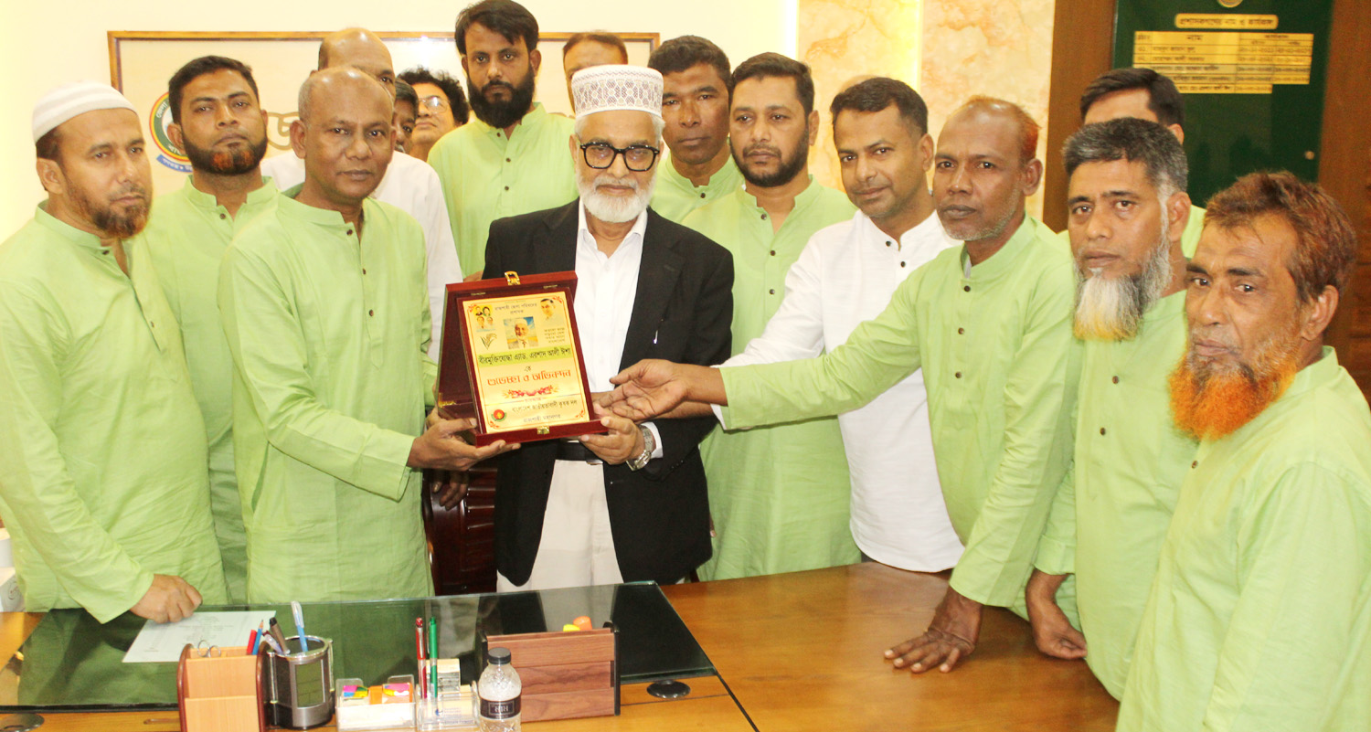 রাজশাহীতে জেলা পরিষদ প্রশাসককে কৃষক দলের শুভেচ্ছা ও অভিনন্দন