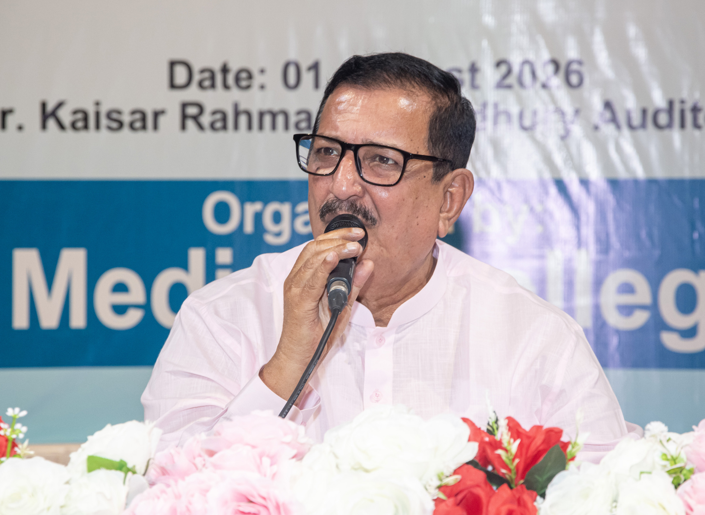 মানবিক আচরণে রোগীর হৃদয়ে স্থান করে নিতে হবে : ভূমিমন্ত্রী